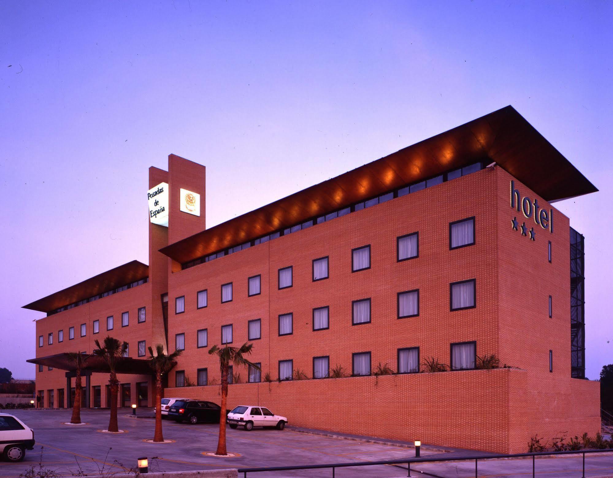 Posadas De Espana Paterna Exterior foto